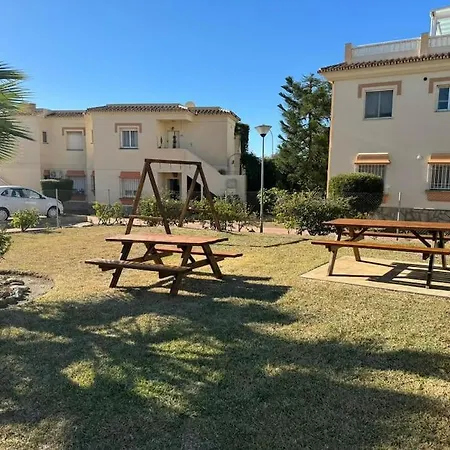 Nuevo Deluxe & Piscina